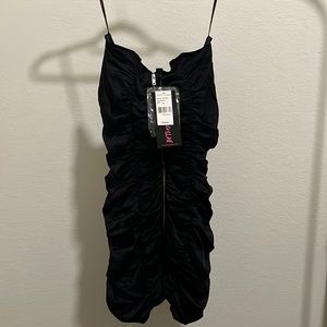 Beaty Johnson scrunched body con strapless dress with zipper